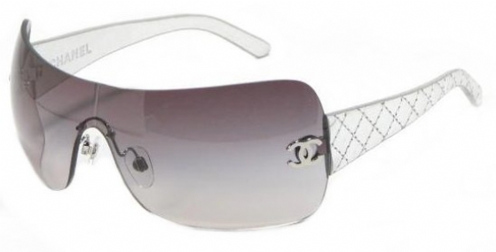 Chanel Metallic Quilted CC Sunglasses 4157-Q Silver Vintage CHANEL | Accessories | Chanel Metallic Quilted Cc Sunglasses  main image 4