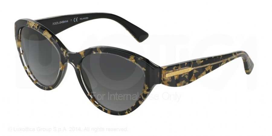 DOLCE & GABBANA フェイクファ レスアッフ スニカ 【関税込】 Woman model wearing Dolce & Gabbana DG4399 501/8G Sunglasses