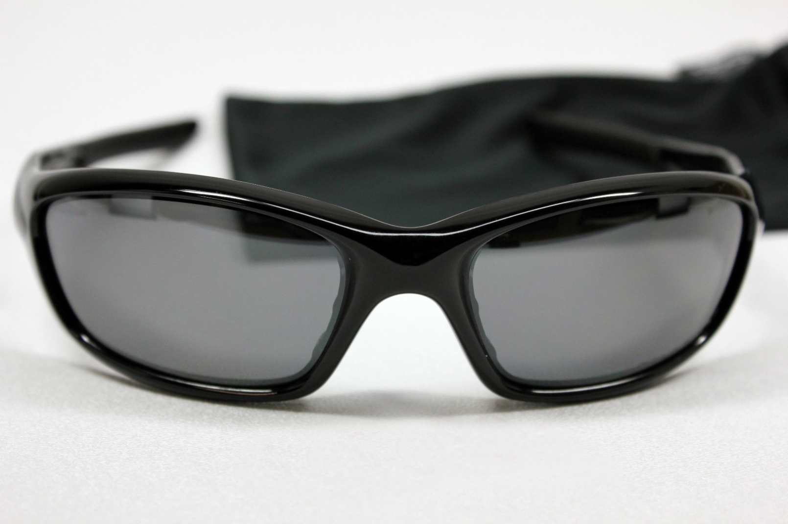 oakley-straightjacket-94019-1.jpg oakley-straightjacket-94019-1.jpg